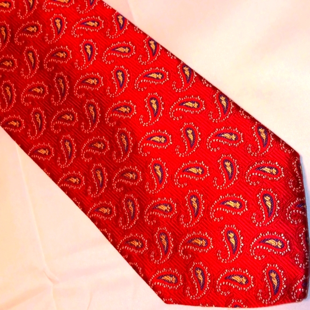 KENNETH GORDON necktie